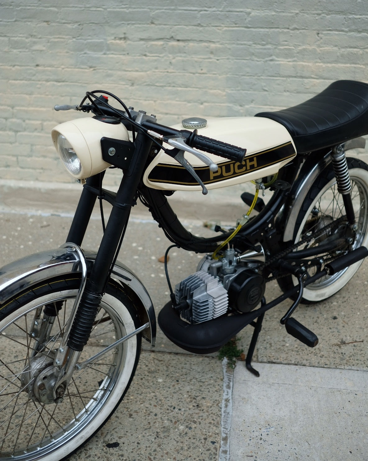 Puch Magnum XK - “Cafe Crème” Cream/Black