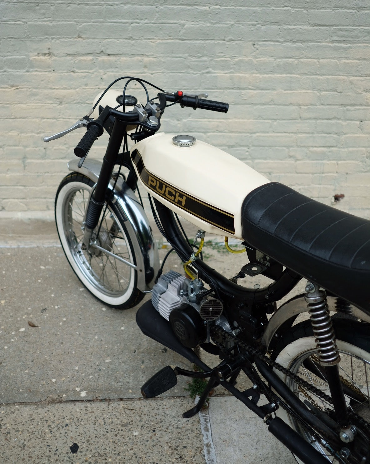 Puch Magnum XK - “Cafe Crème” Cream/Black
