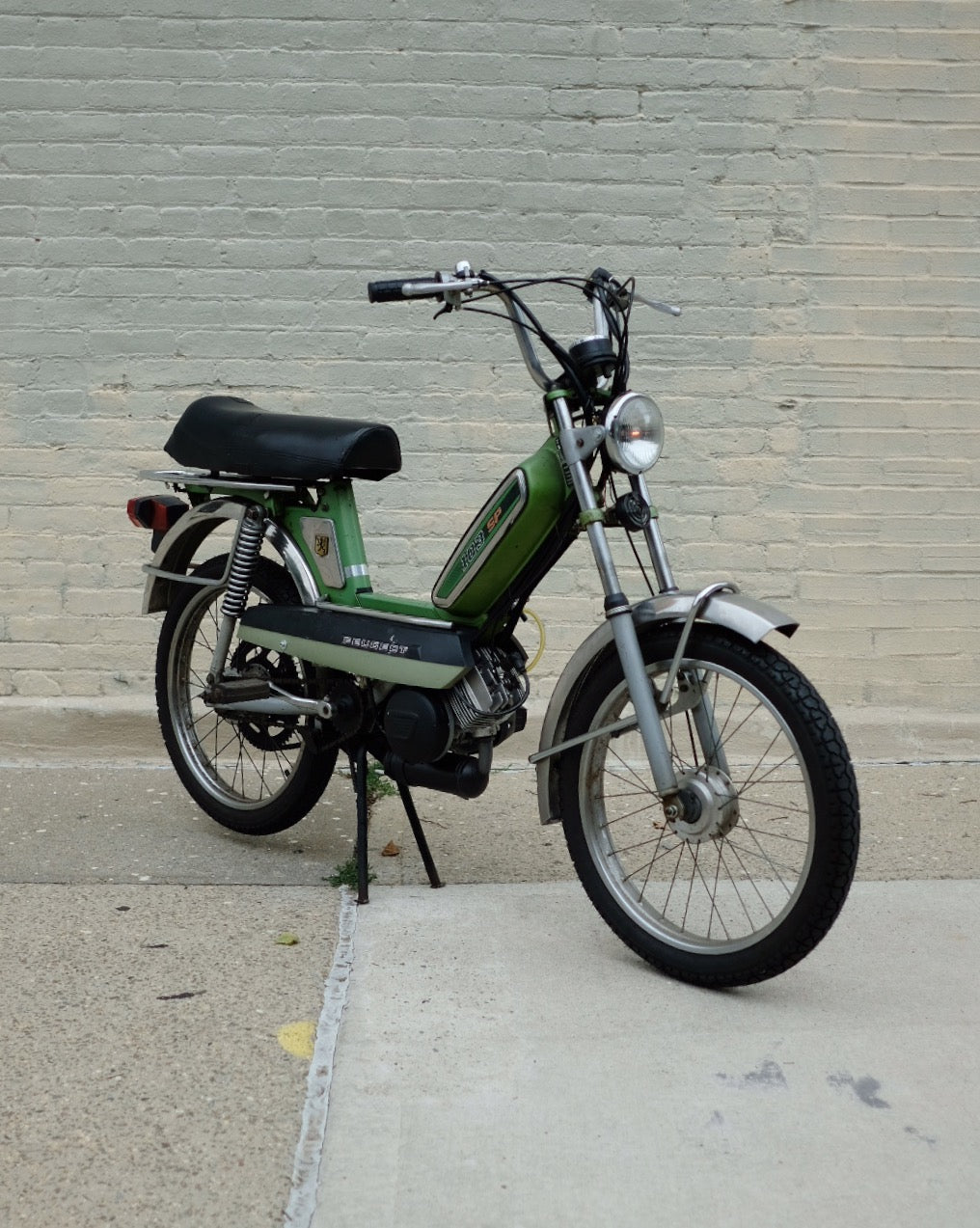 Peugeot 103 Moped - Green