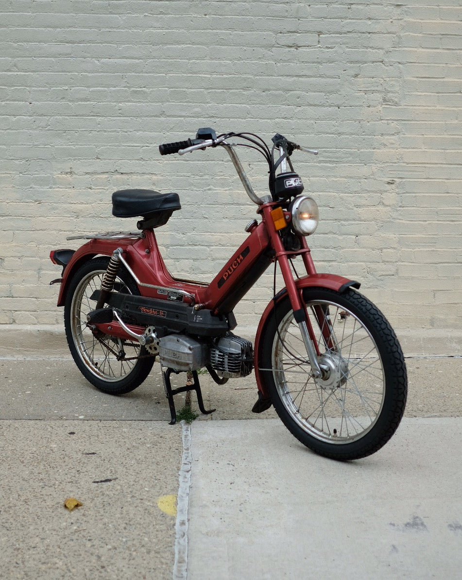 Puch Newport II - Metallic Red