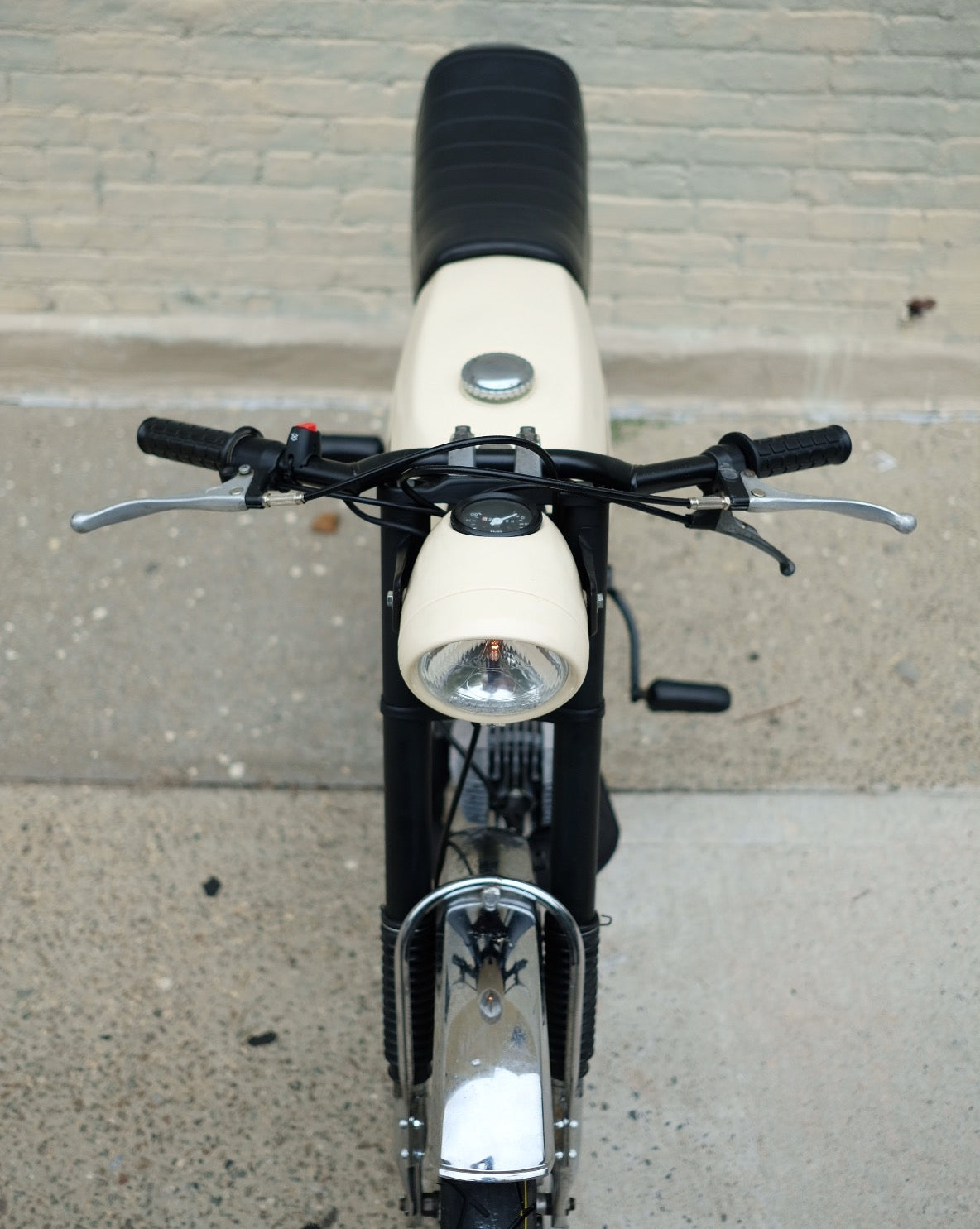 Puch Magnum XK - “Cafe Crème” Cream/Black
