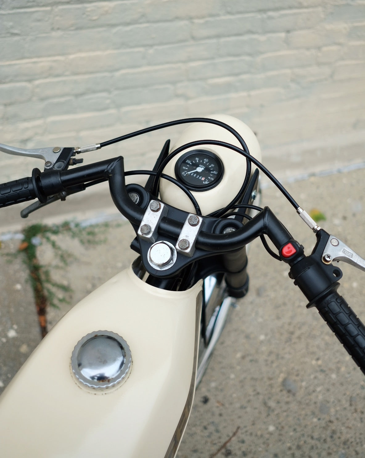 Puch Magnum XK - “Cafe Crème” Cream/Black