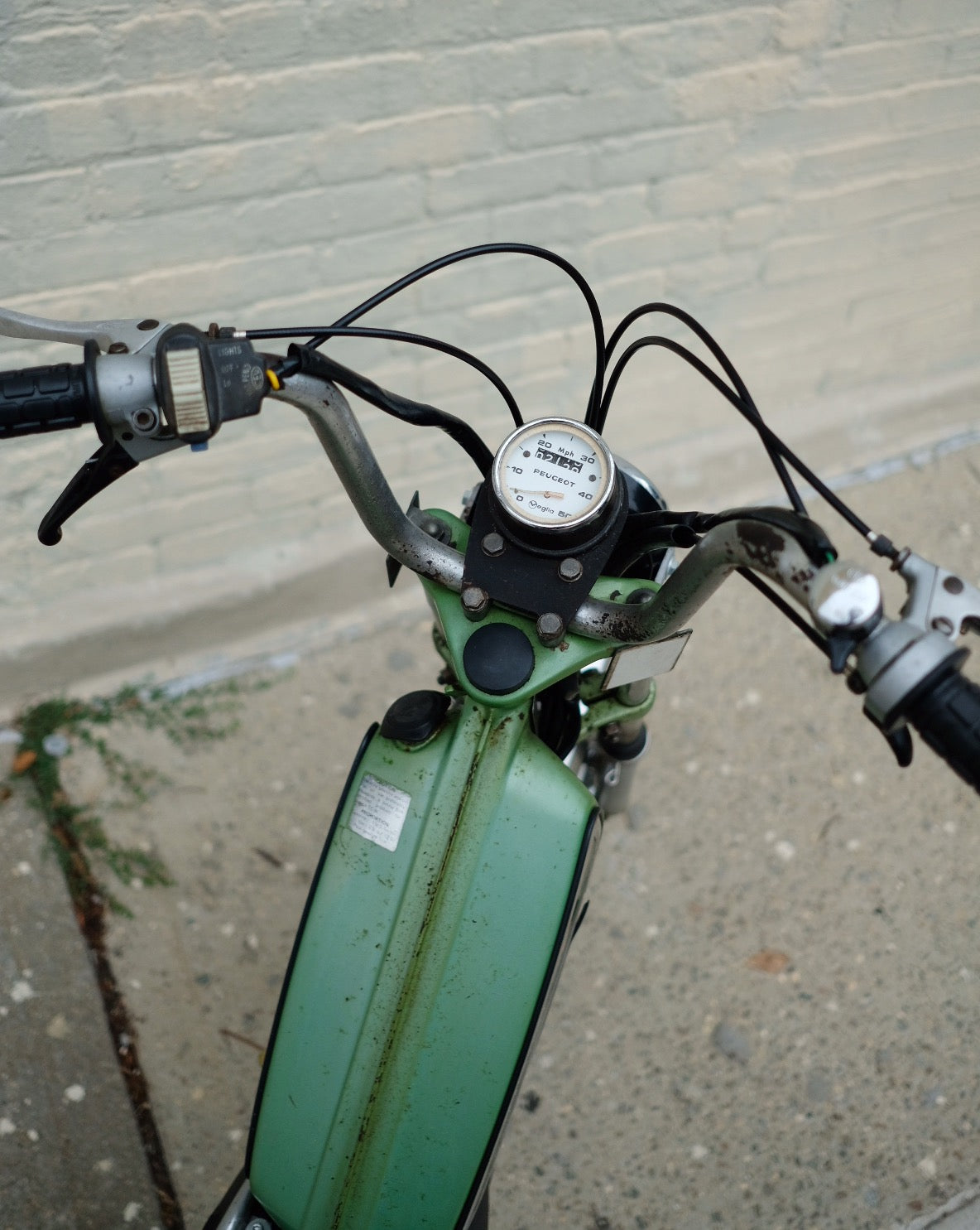 Peugeot 103 Moped - Green