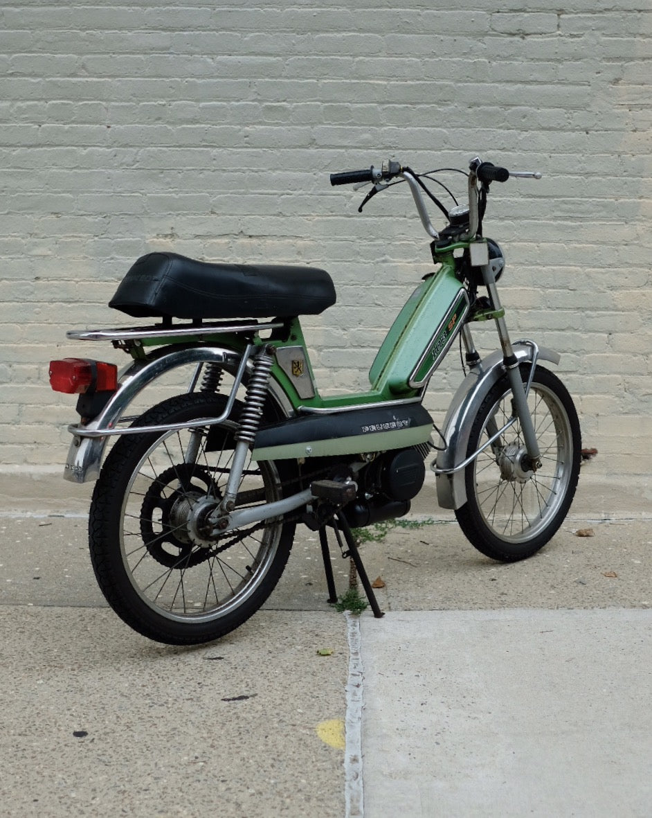 Peugeot 103 Moped - Green