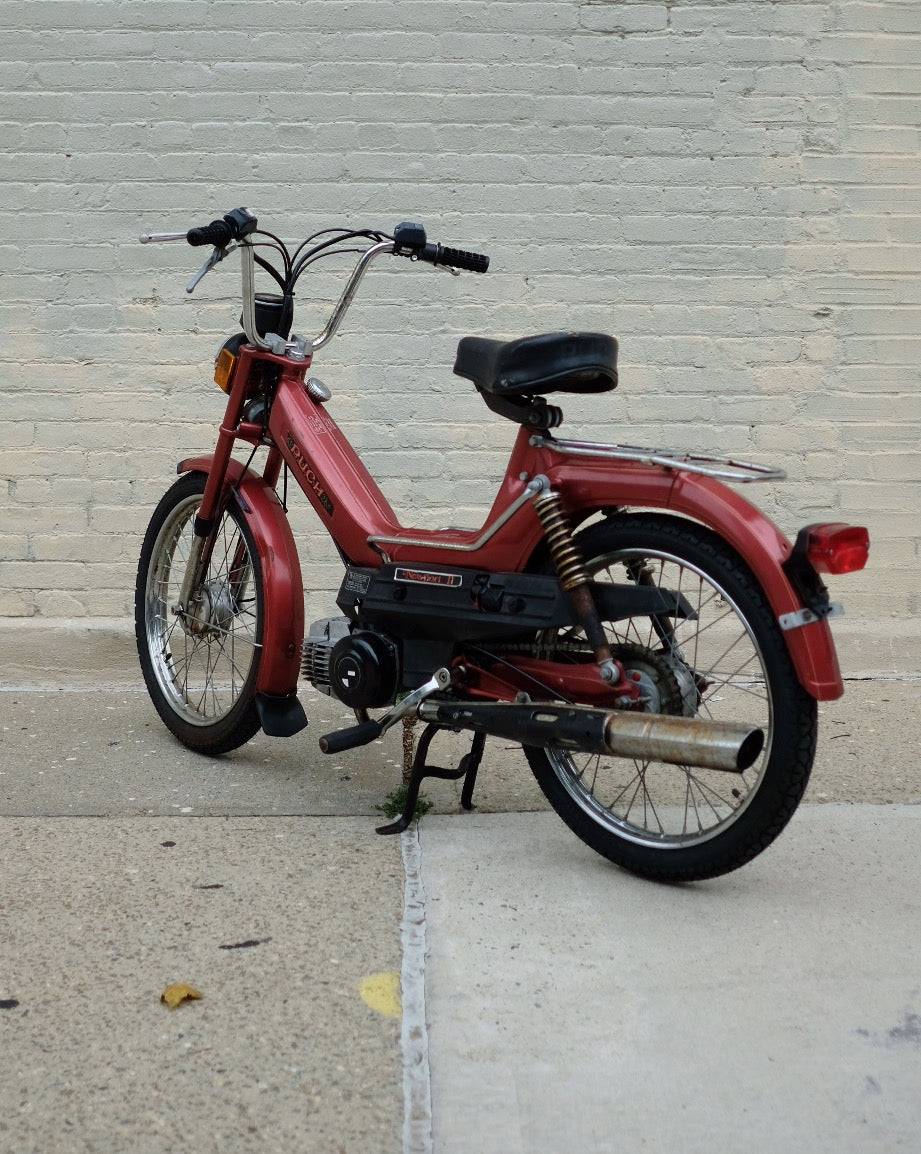 Puch Newport II - Metallic Red